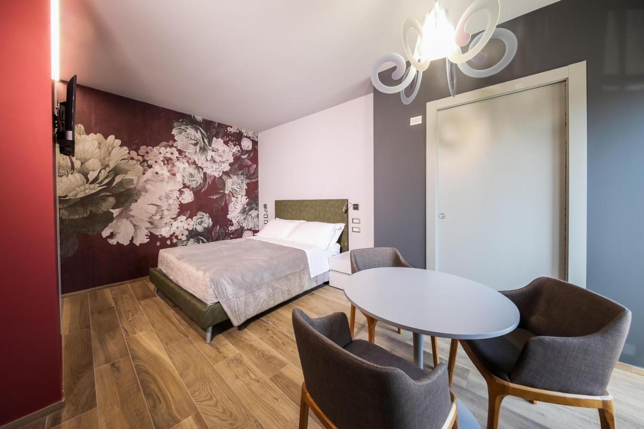 Vicolo Malavolta 7 Rooms And Suites Pedaso Dış mekan fotoğraf