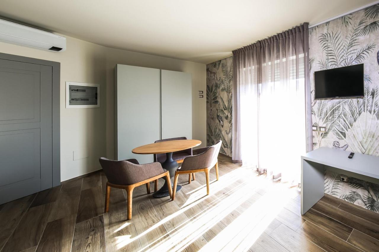 Vicolo Malavolta 7 Rooms And Suites Pedaso Dış mekan fotoğraf